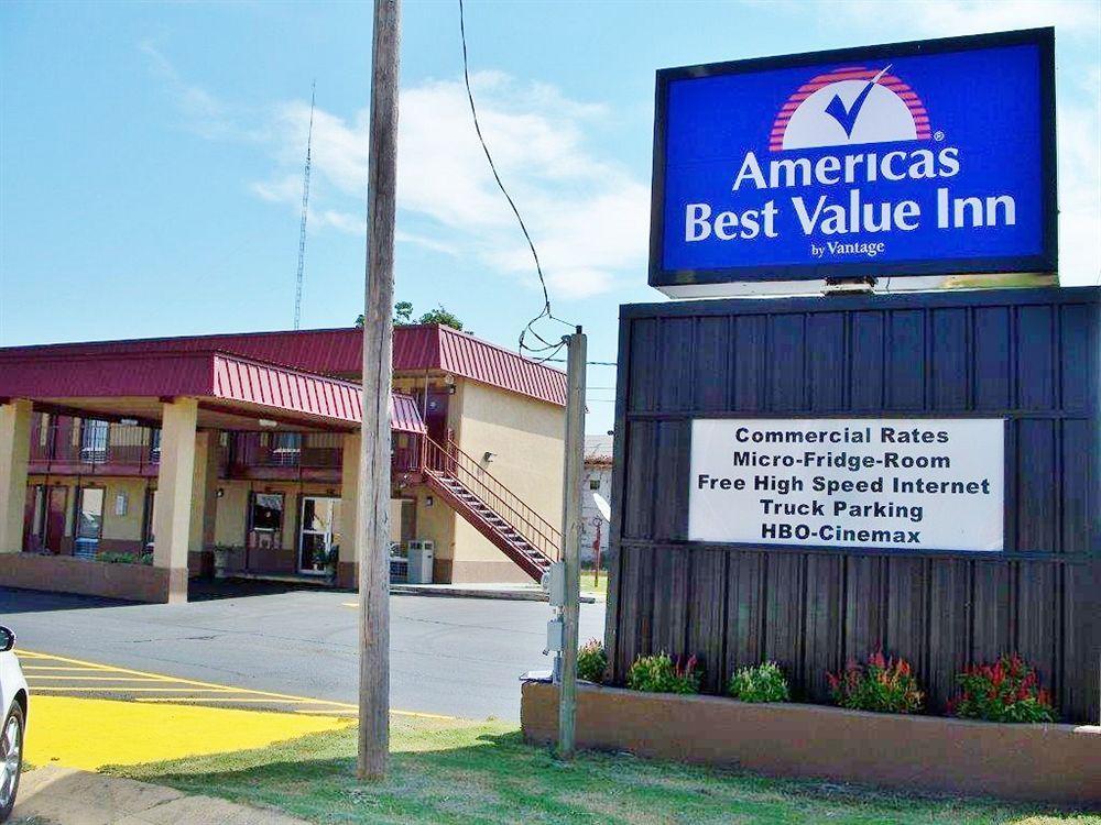 Americas Best Value Inn-Indianola Bagian luar foto